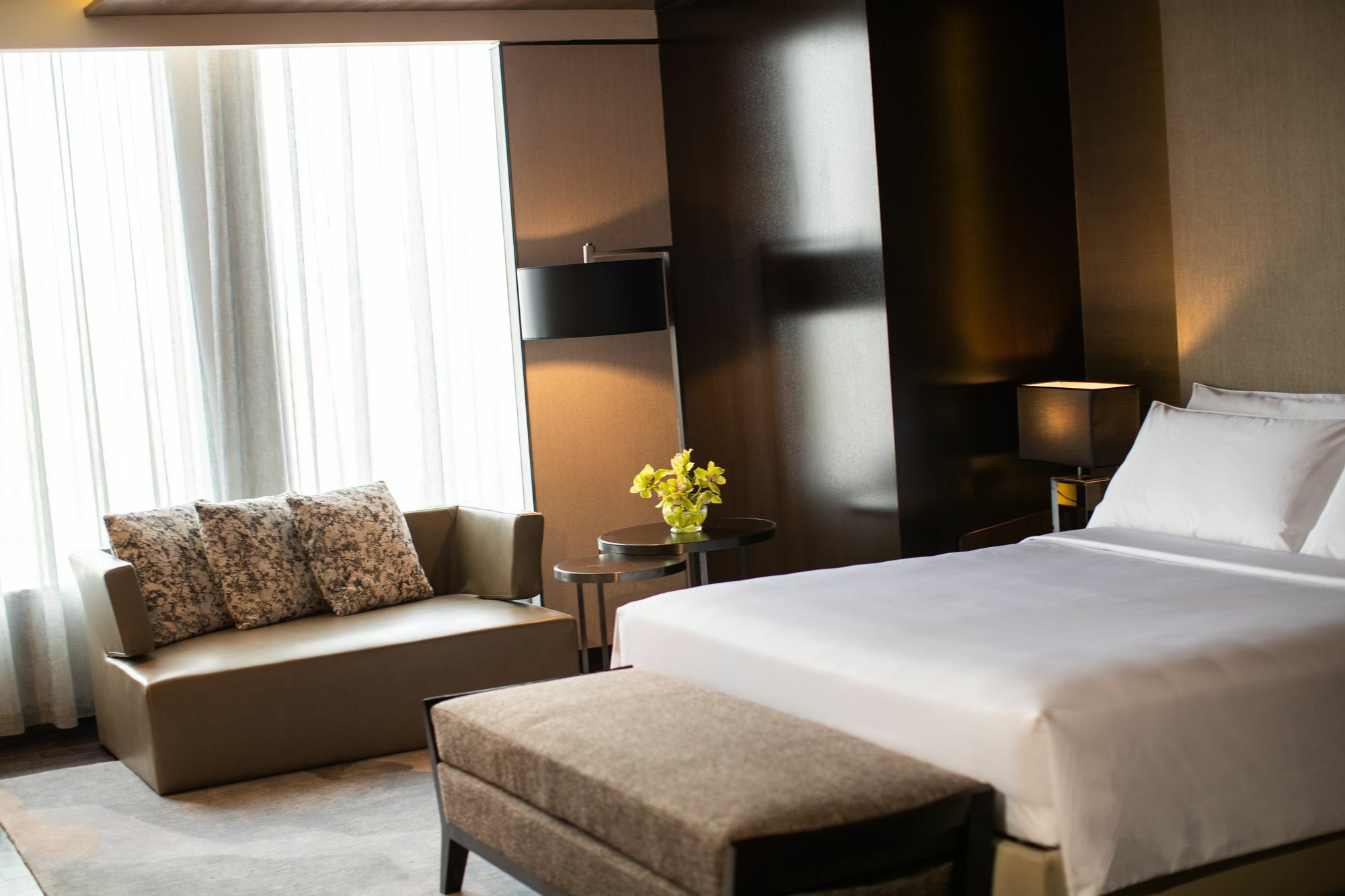 Renaissance Shenyang West Hotel Экстерьер фото